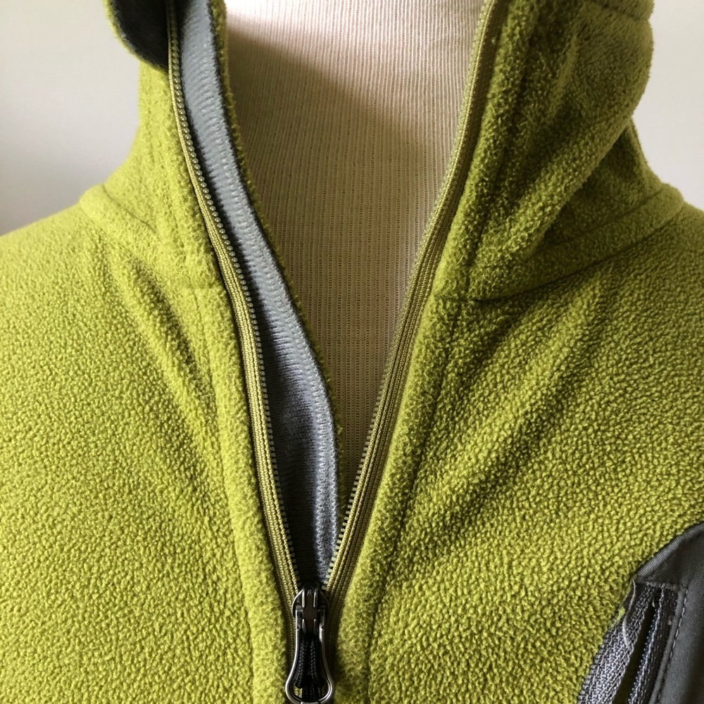 Men’s Northface Pullover - Picture 3 of 5
